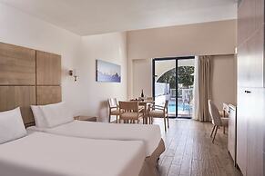 “Kiotari Miraluna Beach Resort”