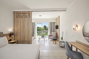 “Kiotari Miraluna Beach Resort”