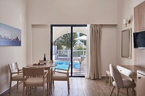 “Kiotari Miraluna Beach Resort”