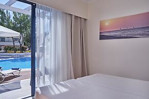 “Kiotari Miraluna Beach Resort”