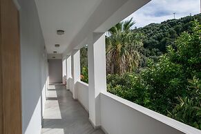 Paradise Beach Hotel