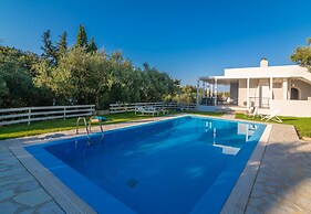 Ammoudi Harmony Villa