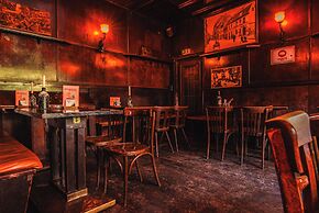 Ballhaus Berlin Hostel