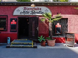 Ballhaus Berlin Hostel