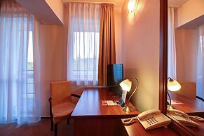 Hotel Dixon