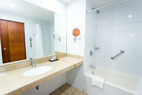 Wyndham Costa del Sol Pucallpa