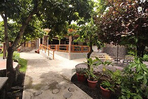 Lava House Hostal