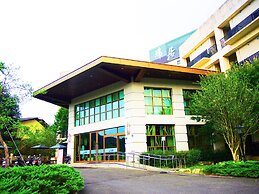 The Deer Resort