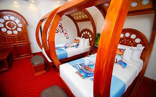 Hotel White House