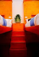 Hotel White House
