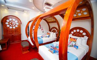 Hotel White House