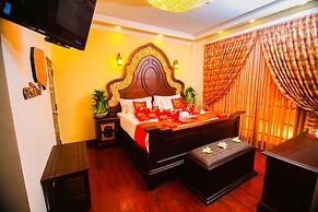 Hotel White House