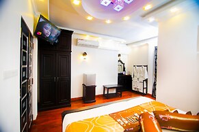 Hotel White House