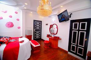 Hotel White House