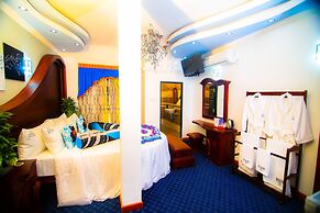 Hotel White House