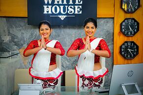 Hotel White House