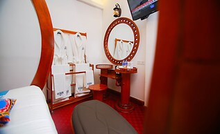 Hotel White House