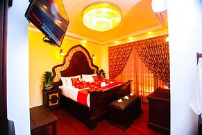 Hotel White House