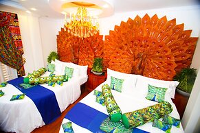 Hotel White House