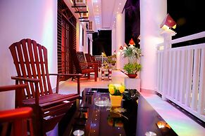 Hotel White House