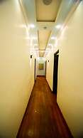 Hotel White House