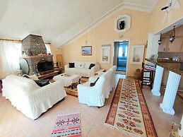 Dalyan Palace