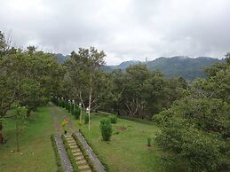 Tanah Aina Farouq