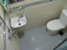 Majestic 7 Guest House