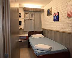 Majestic 7 Guest House