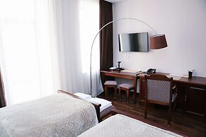 Hotel Dvin