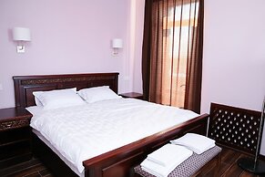 Hotel Dvin