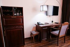 Hotel Dvin