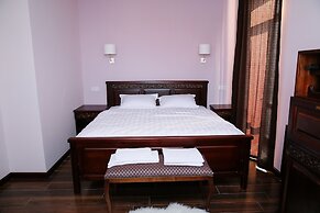 Hotel Dvin