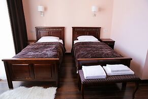 Hotel Dvin