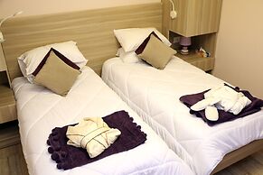 HOtello Guest Suites