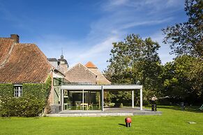 Indrani Lodge