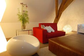 Indrani Lodge
