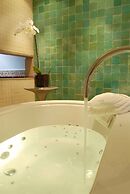 Indrani Lodge