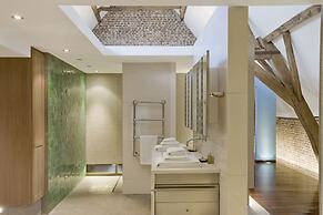 Indrani Lodge