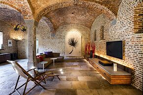 Indrani Lodge
