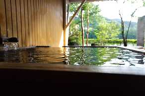 River Retreat GARAKU