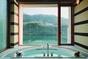 River Retreat GARAKU
