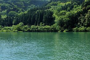 River Retreat GARAKU