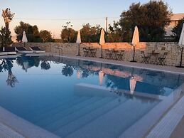 Carone Suite - Charme & Pool