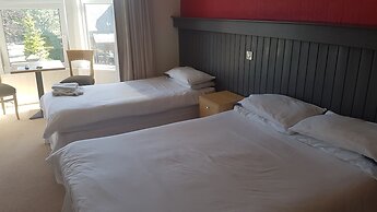 The Townhouse Hotel