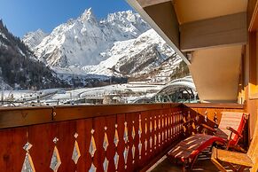 Shatush Hotel
