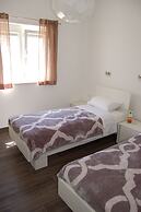 Gorgonia Suites