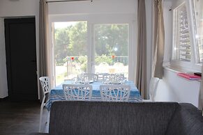 Gorgonia Suites