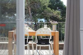 Gorgonia Suites