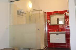 Gorgonia Suites